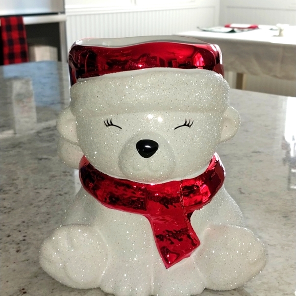 Bath & Body Works Holiday Bath Body Works Ceramic Bear Candle